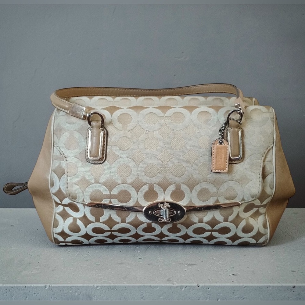 Coach Madeline East West Op Art Sateen Shoulder Bag Handbag - Picture 1 of 8